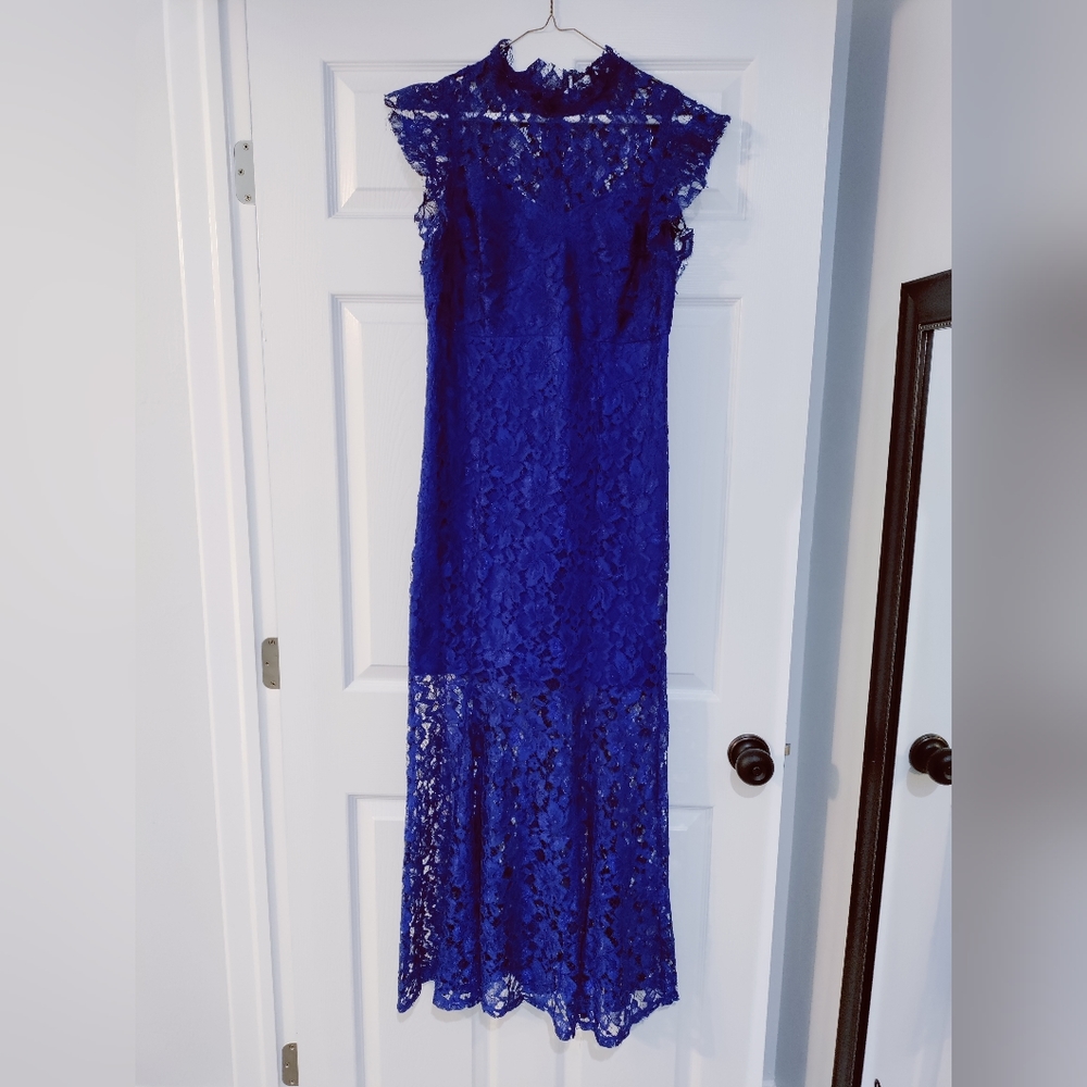 Dress - Picture 2 of 2